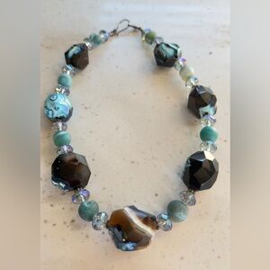 HANDMADE STATEMENT NATURAL AGATE GLASS FACETED BEADED NECKLACE
